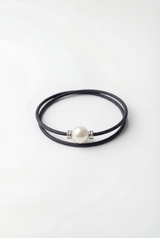 Armband Noir Absolu – Klassisch – Zierverschluss Perle Cumingii weiss