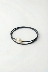 Armband Noir Absolu – Klassisch – Zierverschluss Perle Cumingii weiss