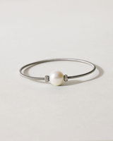 Liliflo_Bijoux femme interchangeable Swiss made_Bracelet diamant simple tour femme en spiral avec une pierre semi-précieuse perle de culture