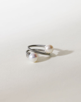 Bague femme diamant femme Swiss made avec une perle de culture