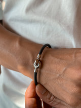 Schwarzes Loop-Armband – Eternity Link aus Stahl