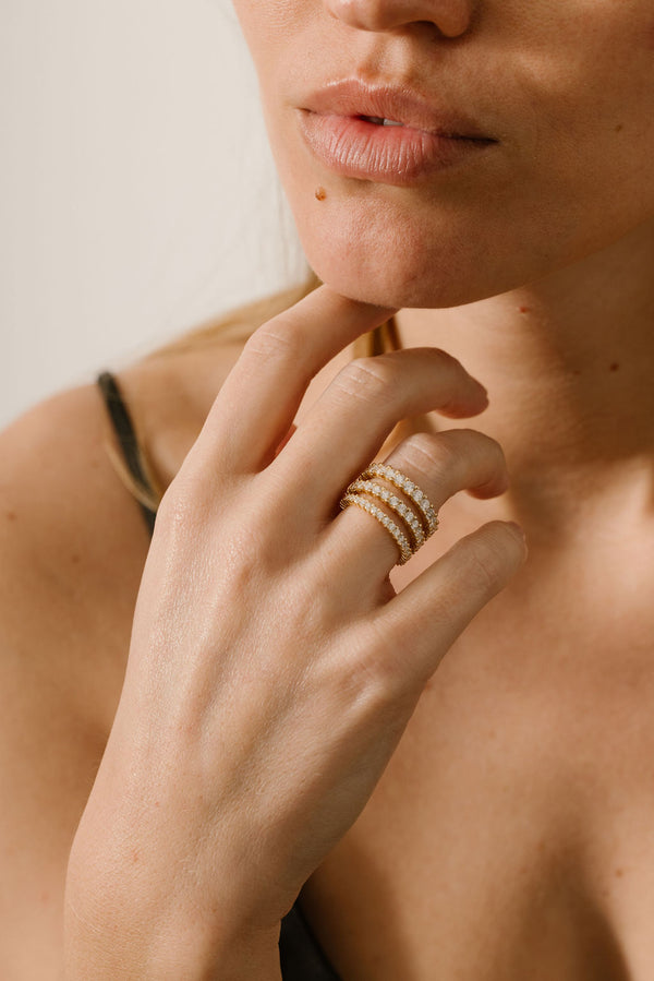 Liliflo - Bijoux Swiss made - Alliance femme or jaune 18 carats bague diamants Santorin 