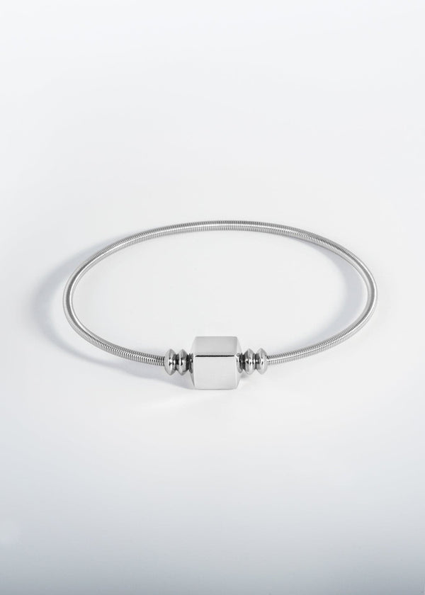 Liliflo, marque de bijoux Suisse : Bracelet Twist - lien en couleur naturel à graver
