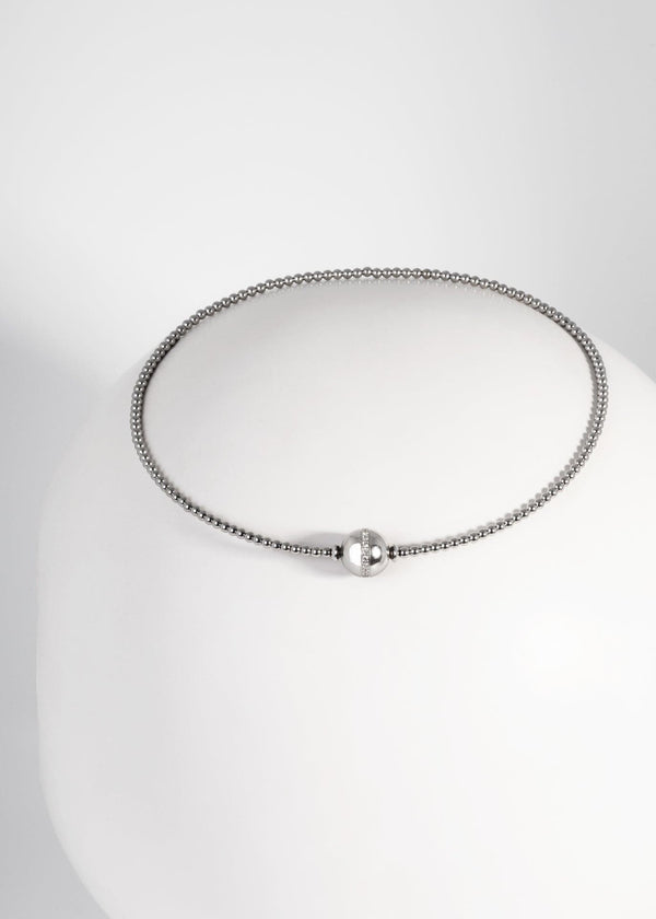 Collier tango de couleur naturel avec une sphère en zircons