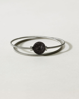 Liliflo_Bijoux femme interchangeable Swiss made_Bracelet double tour femme en spiral avec une pierre semi-précieuse Lave