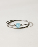 Liliflo_Bijoux femme interchangeable Swiss made_Bracelet diamant double tour femme en spiral avec une pierre semi-précieuse Aigue Marine