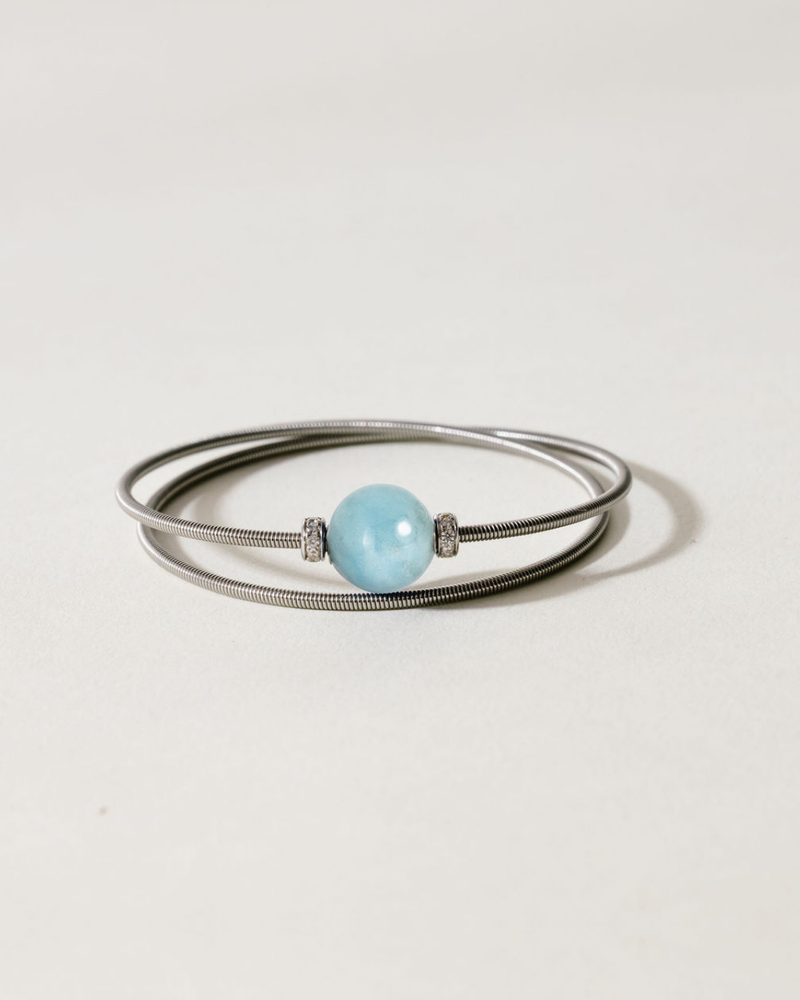 Liliflo_Bijoux femme interchangeable Swiss made_Bracelet diamant double tour femme en spiral avec une pierre semi-précieuse Aigue Marine