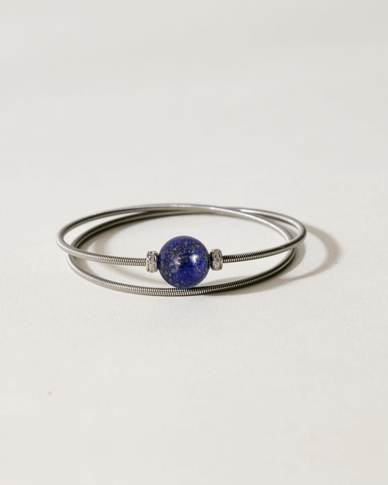 Liliflo_Bijoux femme interchangeable Swiss made_Bracelet diamant double tour femme en spiral avec une pierre semi-précieuse Lapis lazuli