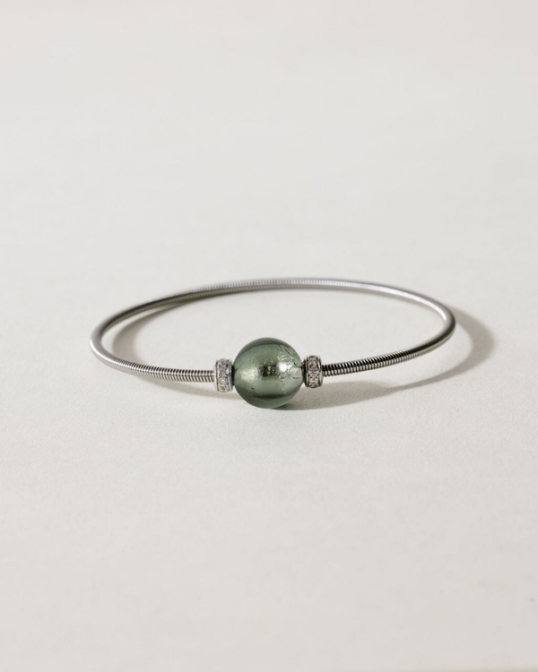 Liliflo_Bijoux femme interchangeable Swiss made_Bracelet diamant simple tour femme en spiral avec Murano Tahiti