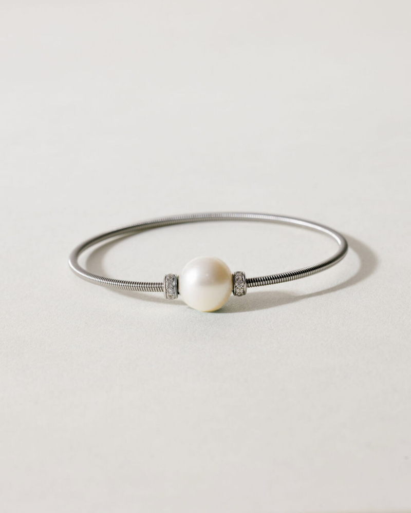 Liliflo_Bijoux femme interchangeable Swiss made_Bracelet diamant simple tour femme en spiral avec une pierre semi-précieuse perle de culture