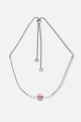 Collier interchangeable Swiss made - Collection Edelweiss Melanie Oesch - Collier couleur acier avec perles de culture et Lien murano pourpre light