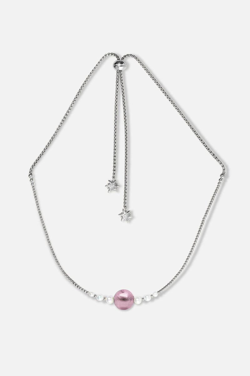 Collier interchangeable Swiss made - Collection Edelweiss Melanie Oesch - Collier couleur acier avec perles de culture et Lien murano pourpre light