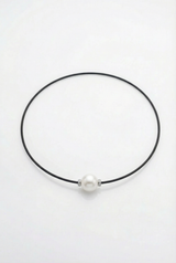 Collier Noir Absolu - Diamants - Lien Perle Cumingii blanche
