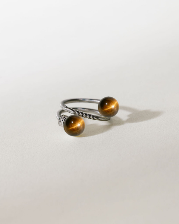 Bague femme diamant femme Swiss made avec une pierre Oeil du Tigre