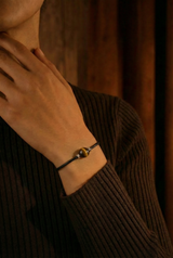 Armband Noir Absolu – Klassisch – Zierverschluss Tigerauge