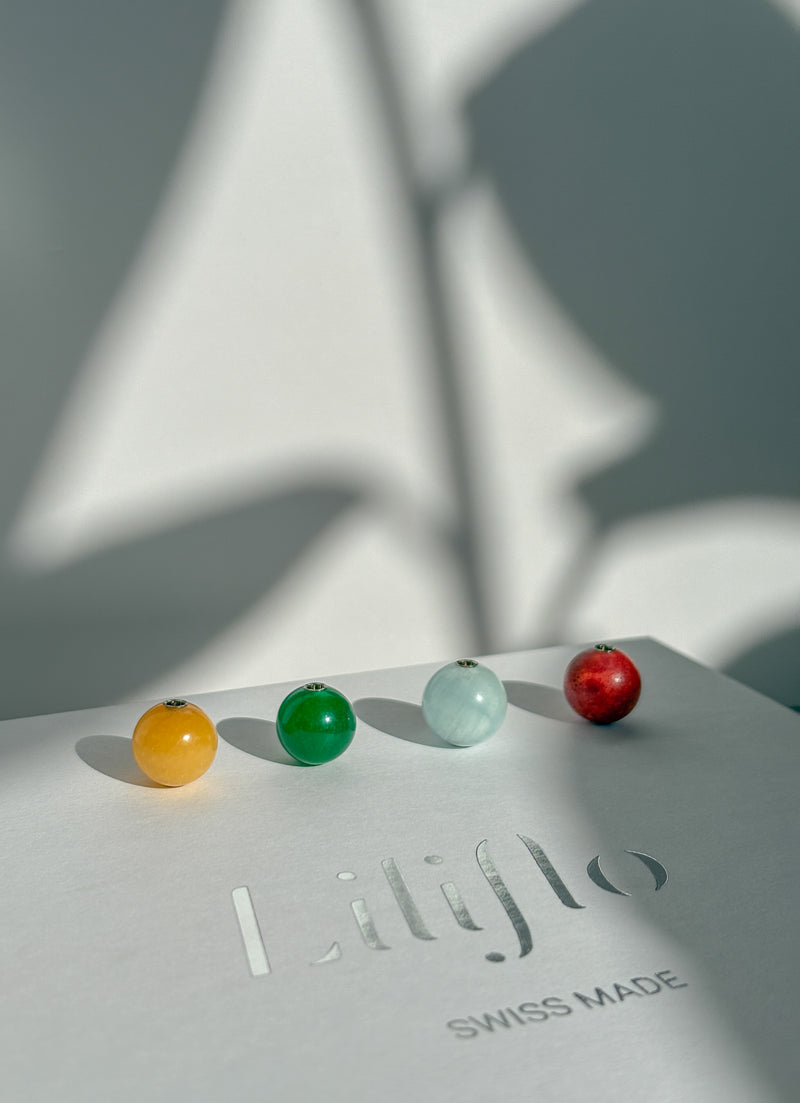 Liliflo_Bijoux interchangeables Swiss made_Coffret de 4 pierres semi-précieuses Angelite, Jade de Malaisie, Calcite et Corail