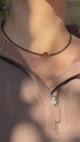 Collier Noir Absolu - Classique - Lien Illusion